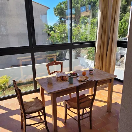 בית נופש Maison A Deux Pas Des Plages, Jardin, Terrasse, Terrain De Petanque Et Bbq Mèze